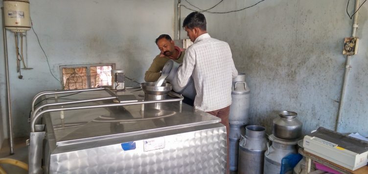 J-WAFS develops low-cost handheld technology to monitor milk quality and safety
