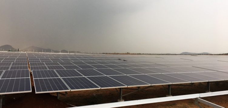 Abdul Latif Jameel EnergyのFRV、インド初の太陽光発電