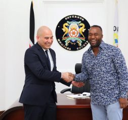 100万人を超える人々のための水危機の解決