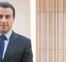 Carlos Cosín, nuevo presidente de la IDA